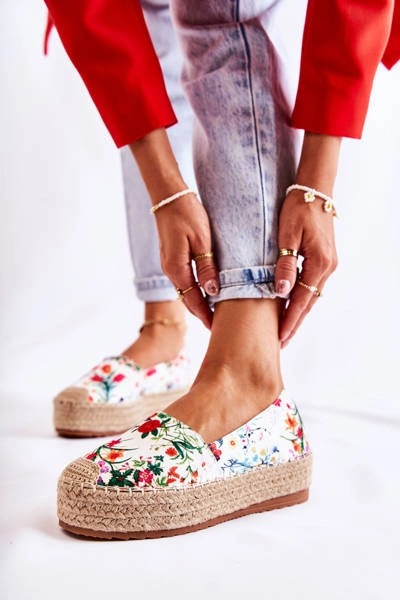 Modne Wsuwane Espadryle W Kwiaty Białe Morice