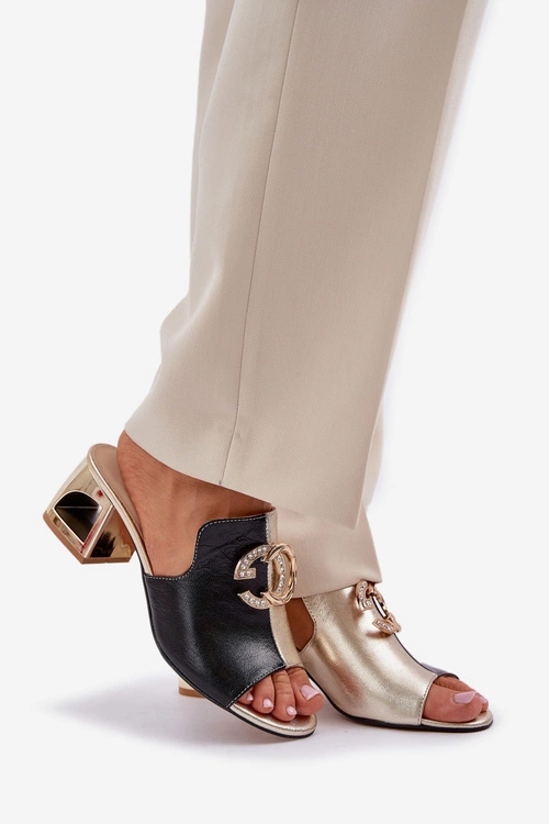 Eleganckie Skórzane Klapki Na Obcasie Laura Messi 2875 Czarno-Złote