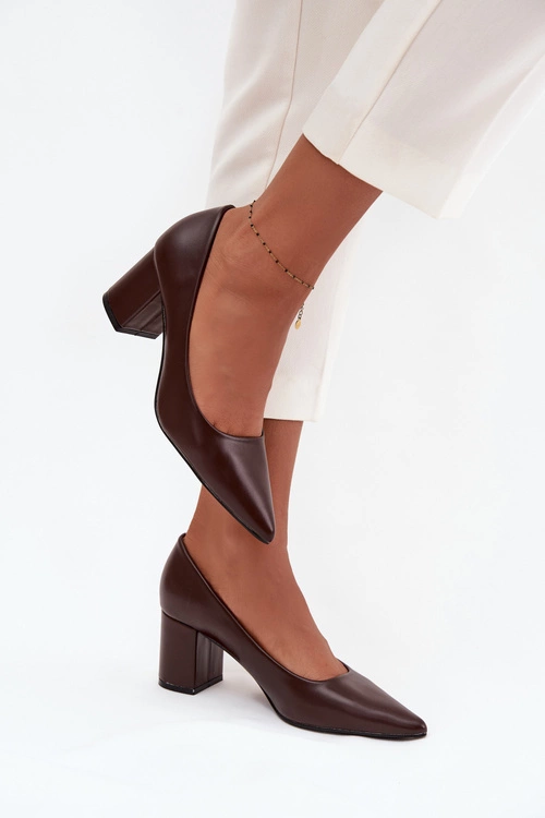 Czółenka Na Słupkowym Obcasie Ze Szpiczastymi Noskami Czekoladowe Ryvessa
