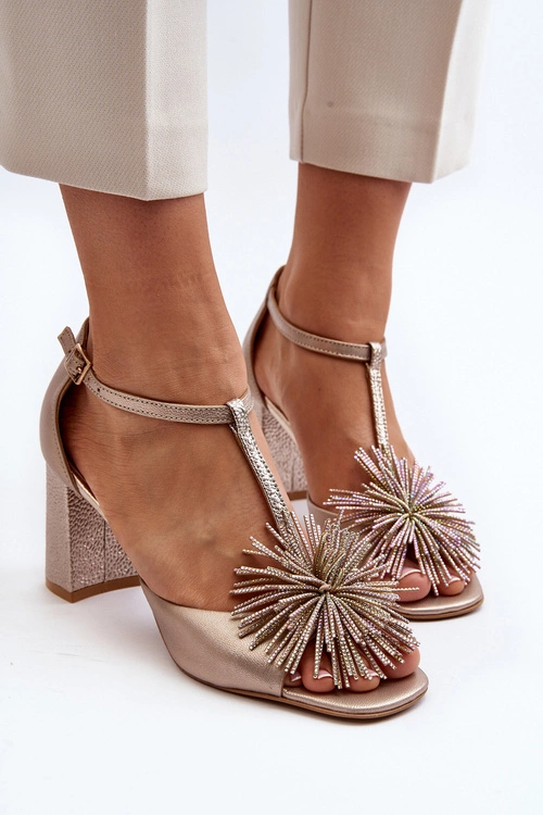 Sandały Skórzane Na Słupku Z Ozdobą Laura Messi 2758 Złote