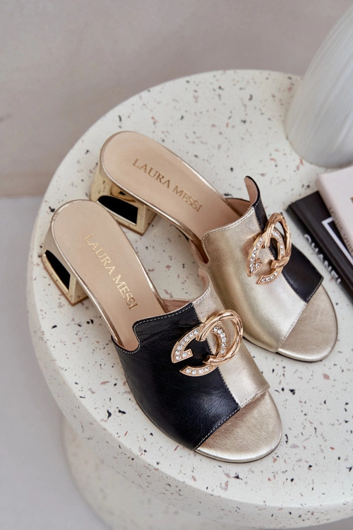 Eleganckie Skórzane Klapki Na Obcasie Laura Messi 2875 Czarno-Złote