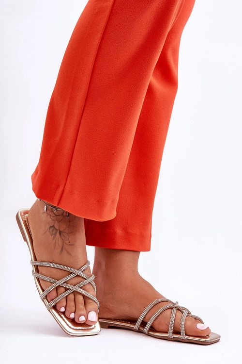 Damskie Klapki Z Paseczkami I Dżetami Złote Leomi