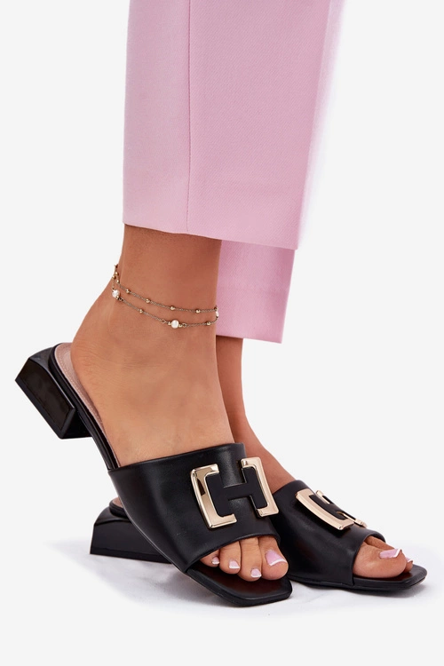 Eleganckie Klapki Damskie Na Klocku Ze Złotym Detalem Vinceza 62229 Czarne