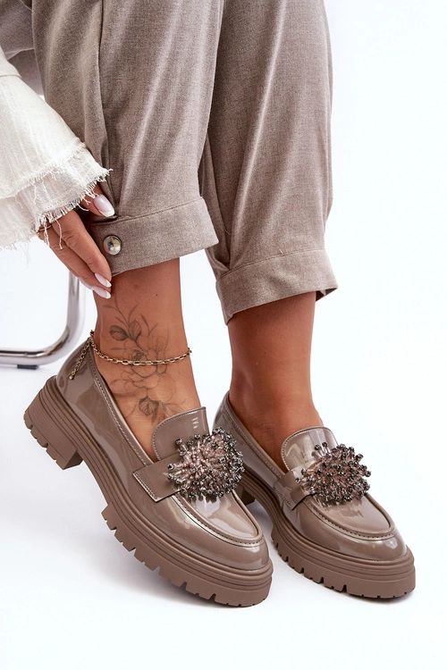 Lakierowane Półbuty Damskie Zdobione Beżowe Annella