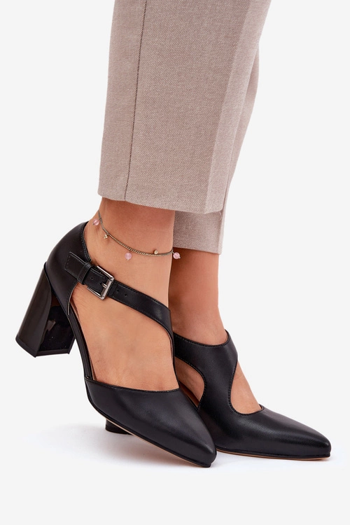 Skórzane Czółenka Na Słupku Z Klamrą Vinceza 91133 Czarne