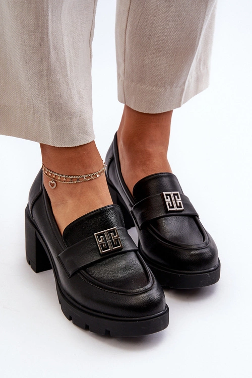 Półbuty Damskie Na Masywnym Obcasie Z Ozdobą Czarne Ranunca