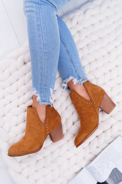 Botki Damskie Na Słupku Wsuwane z Wycięciami Camel ManiMani