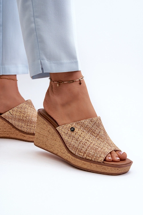 Klapki Damskie Na Koturnie Sergio Leone KL213 Beżowe