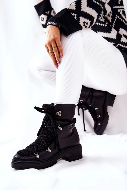 Skórzane Botki Trapery Wiązane Lewski Czarne 3116