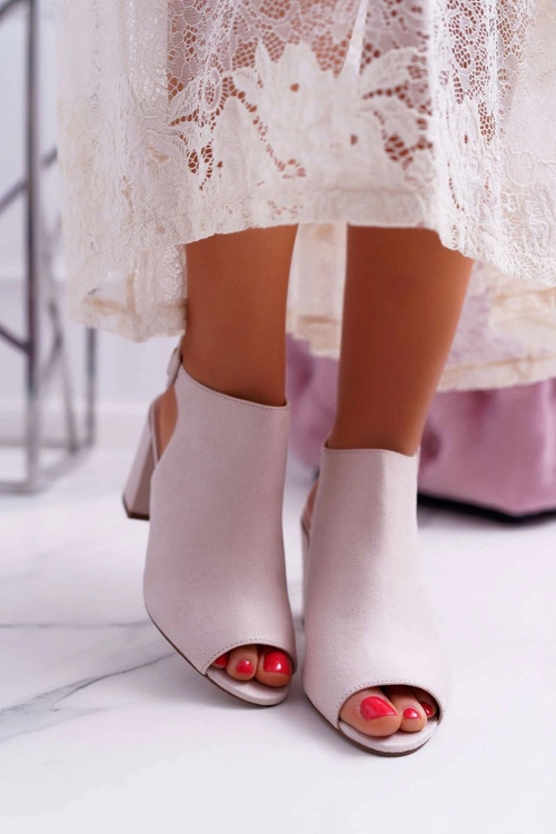 Sandały Damskie Na Słupku Z Cholewką Peep Toe Beżowe Esta