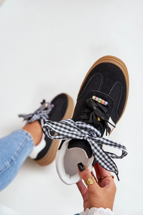 Sneakersy Damskie Z Przypinkami Czarne Jariana