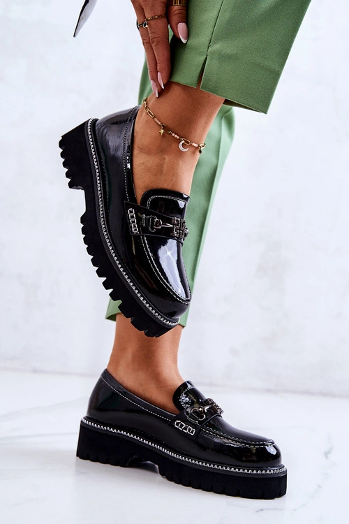 Lakierowane Skórzane Półbuty Z Ozdobą Czarne Adison