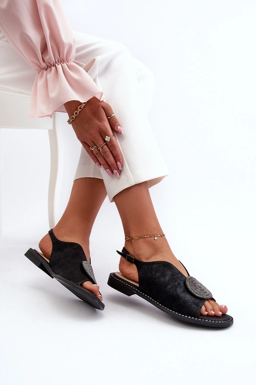 Sandały Damskie Z Ozdobą Na Płaskim Obcasie S.Barski KV24-057 Czarne