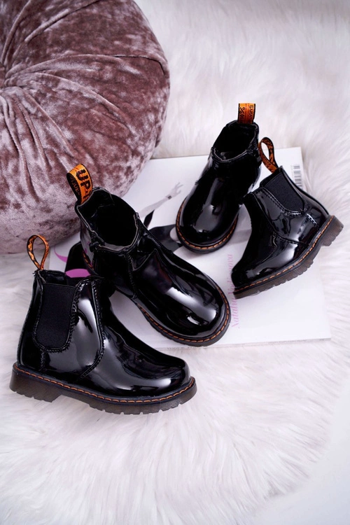 Dziecięce Botki Ocieplane z Suwakiem Lakierowane Czarne Gustro