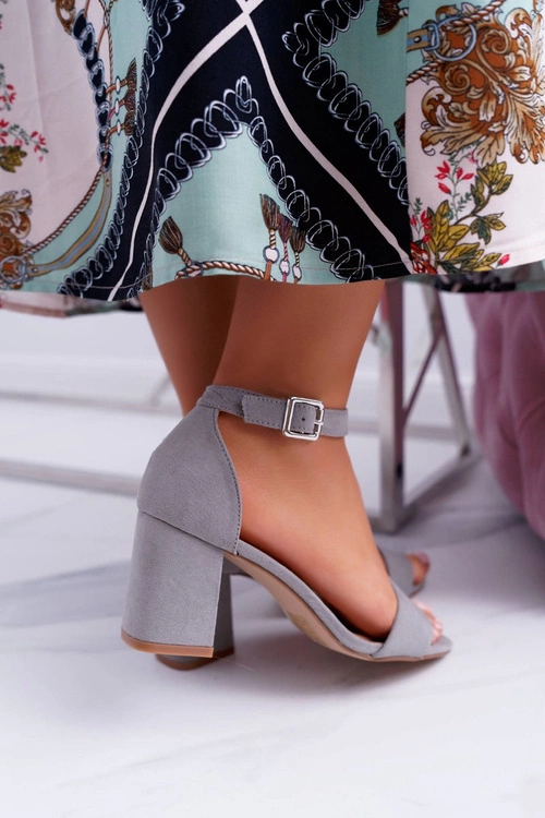 Szare Damskie Sandały Na Słupku Zamsz NewGenua