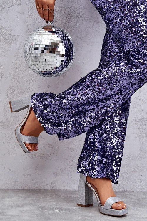 Błyszczące Sandałki Na Masywnym Obcasie Srebrne Calmi