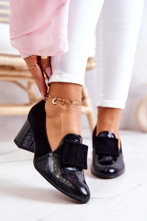 Zamszowe Wężowe Czółenka Czarne Diana