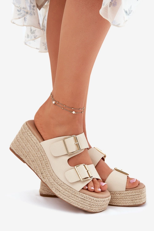 Klapki Damskie Na Koturnie Z Plecionką I Klamrami Beżowe Pasinea