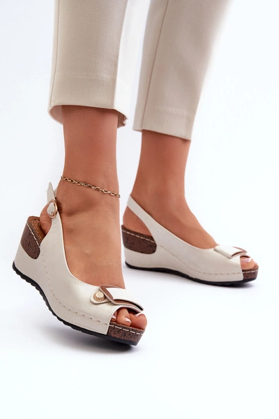 Damskie Lekkie Sandały Na Koturnie Comfort Shoes Srebrne Efravia