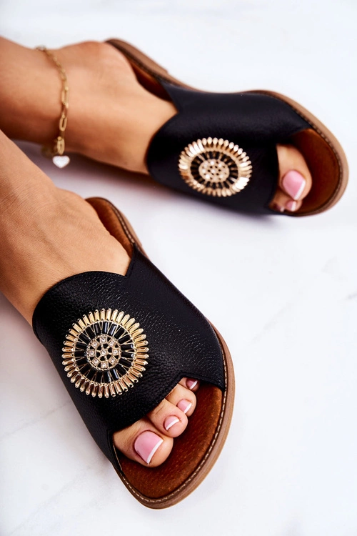 Skórzane Modne Klapki Lewski Shoes 3132/O Czarne