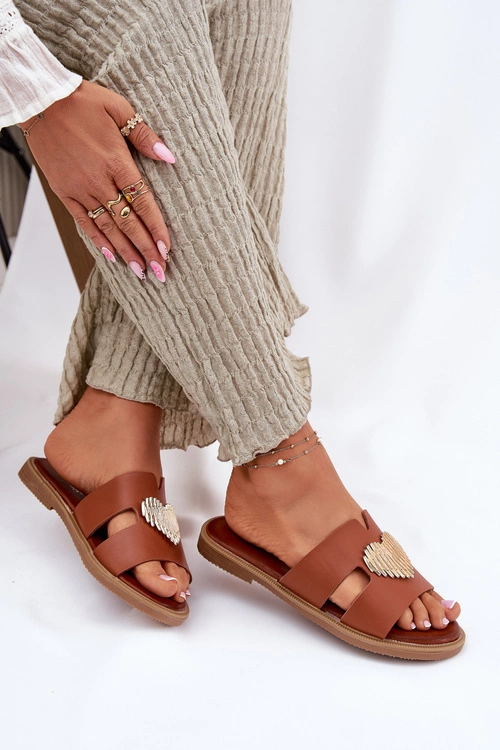 Klapki Damskie Na Płaskim Obcasie Ze Złotą Ozdobą Camel Karinma