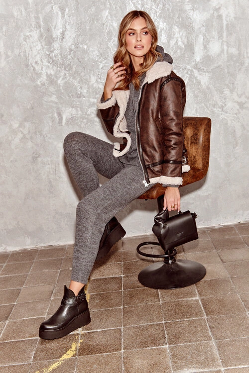 Skórzane Botki Damskie Na Koturnie Platformie Z Paskami Zazoo 1752 Czarne