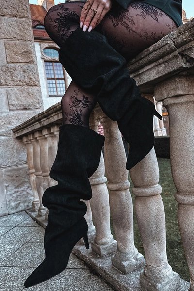 Kozaki Damskie Na Szpilce Wsuwane Czarne Mavilla