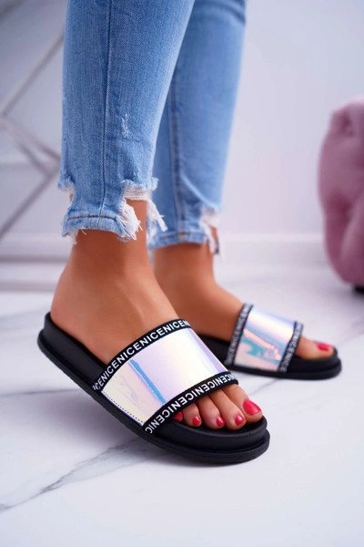 Damskie Klapki Czarne Opalizujące Nerdo