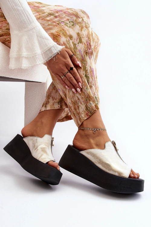 Zazoo 2916 Damskie Klapki Na Masywnej Platformie Z Suwakiem Złote