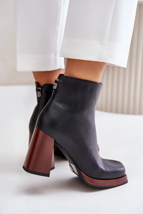 Skórzane Botki Damskie Na Słupku Ocieplane D&A JC42-37 Czarne