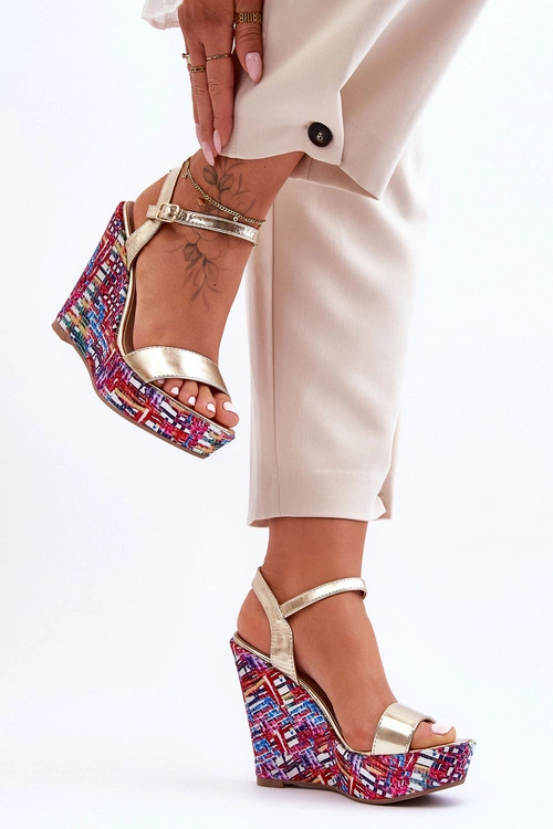 Damskie Sandałki Na Kolorowym Koturnie Złote Malibu