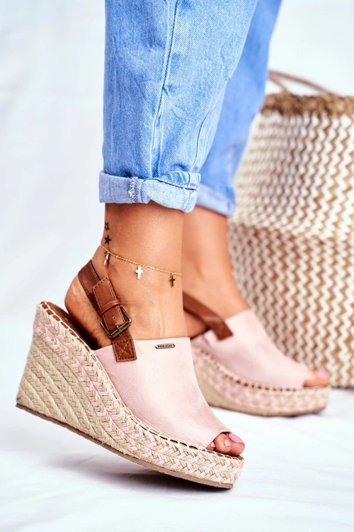 Sandały Damskie Na Koturnie Big Star Różowe FF274984