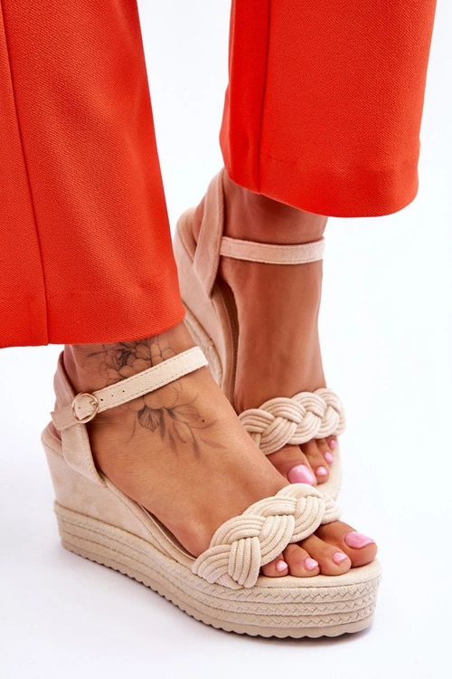 Klasyczne Zamszowe Sandały Na Koturnie Beżowe Denisse