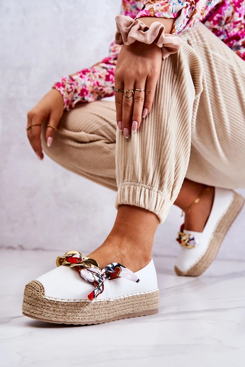 Skórzane Damskie Espadryle Z Łańcuchem Białe Fancy
