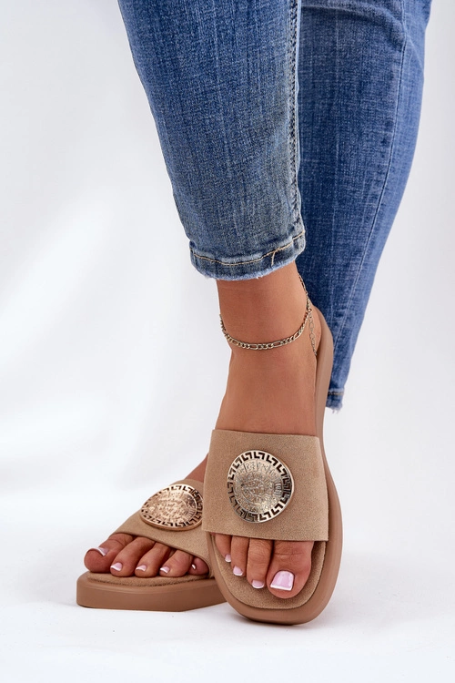 Klapki Damskie Ze Złotą Ozdobą Beżowe Kaliora