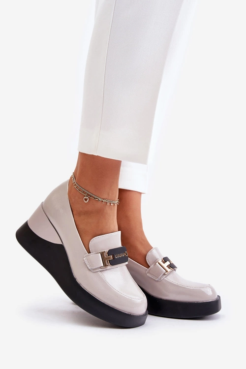 Lakierowane Mokasyny Na Koturnie Vinceza 58337 Szare