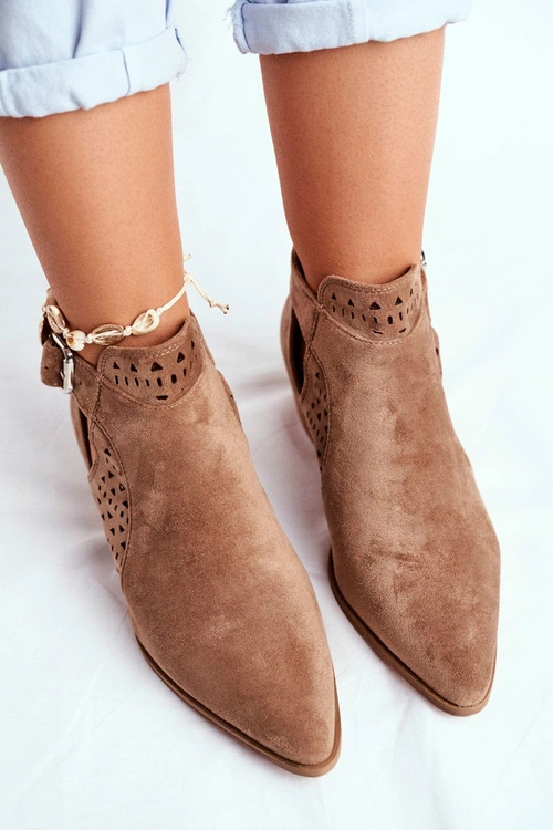 Zamszowe Botki Na Obcasie Z Klamrą Beżowe Esen