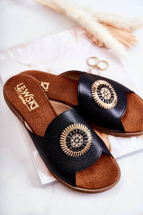 Skórzane Modne Klapki Lewski Shoes 3132/O Czarne