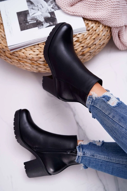 Botki Damskie Na Słupku Czarne Veba