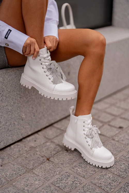 Botki Damskie Z Kokardą Białe Ocenttia