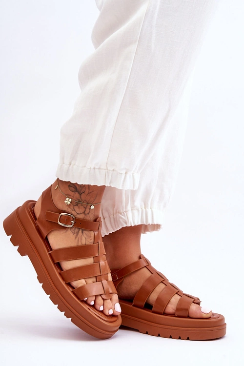 Skórzane Sandały Z Paseczkami Brązowe Colet