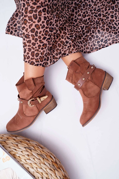 Botki Damskie Płaski Obcas Kowbojki z Klamrą Camel Ewella