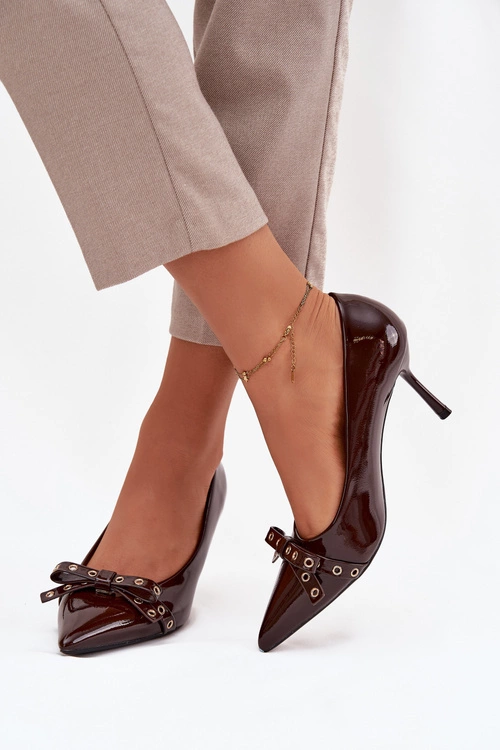 Lakierowane Szpilki Z Kokardką Czekoladowe Janisse