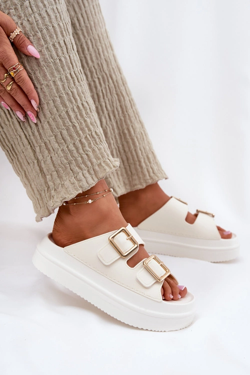 Klapki Damskie Na Platformie Ze Złotymi Klamrami Ecru Zorila