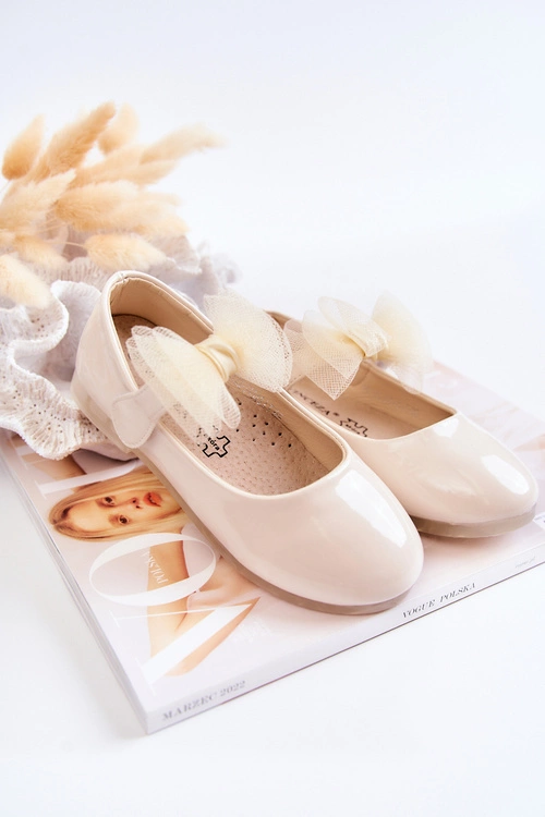 Lakierowane Dziecięce Balerinki Na Rzepy Jasnobeżowe Carla