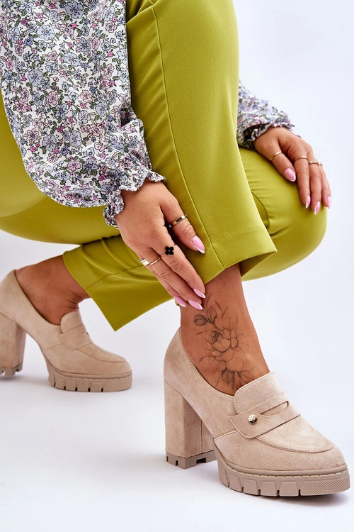 Eleganckie Zamszowe Półbuty Na Obcasie Beżowe Mintore