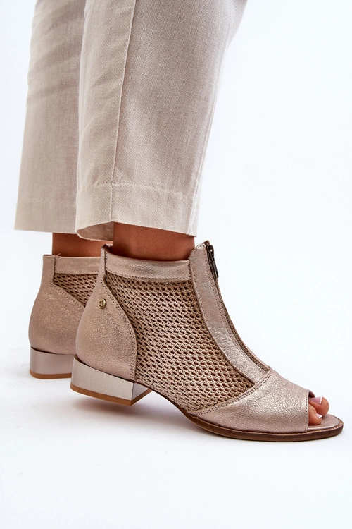 Skórzane Botki Damskie Na Płaskim Obcasie Z Odkrytymi Palcami Maciejka 06413-25 Złote