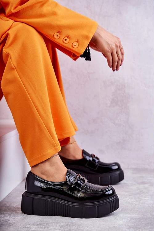 Modne Skórzane Półbuty Na Platformie Czarne Marsol