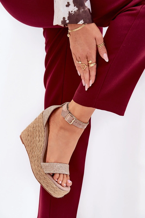 Sandały Damskie Na Koturnie Z Plecionką Khaki Adelio