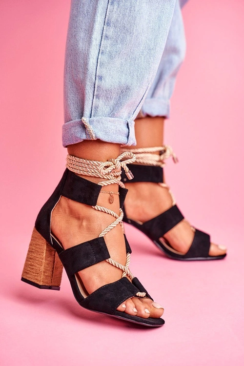 Sandały Damskie Na Słupku Wiązane Zamszowe Czarne Amore